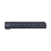 Der SCHMEISSER Handguard Free Float M-LOK bietet Stabilität und Präzision dank hochwertigem Aluminium, Slim-Line Design und M-Lok-Schnittstellen für Zubehör.
