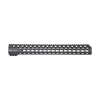 Der SCHMEISSER Handguard Free Float KeyMod bietet Stabilität, Präzision und elegantes Design, während die KeyMod-Schnittstellen vielseitige Zubehörmöglichkeiten bieten.