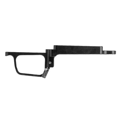 Das MDT CORE Bottom Metal ermöglicht dir eine flexible Magazinwahl für deine Remington 700, mit einem einstellbaren Magazinverschluss für perfekte Passform und reibungslose Nachladevorgänge.