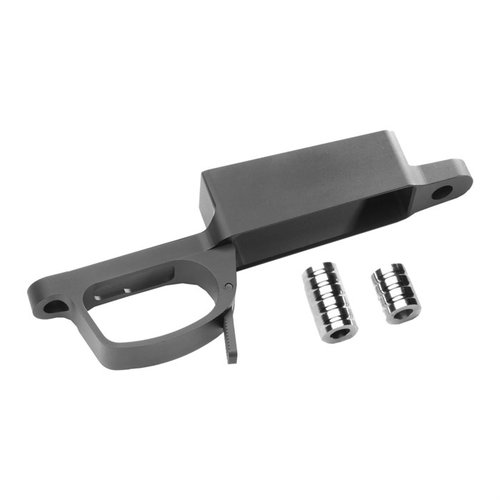 Der REMINGTON 700 SA M5 BDM Triggerguard aus 7075-T6 Billet-Aluminium bietet eine einfache Handhabung, ist CNC-bearbeitet und militärisch ausgegeben.