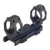 Die RECON-S Scope Mount bietet eine rocksolide Befestigung mit schnellem Abnehm-System, das selbst bei starkem Rückstoß sicher bleibt und leicht zu bedienen ist.