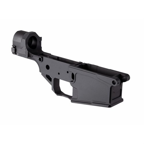Der AR-308 IFLR-10 bietet ein integriertes Faltmechanismus, extreme Verschleißfestigkeit durch S7 Werkzeugstahl und eine flared magwell für komfortables Nachladen.