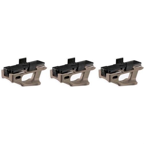 Der AR-15/M16 USGI RANGER® FLOORPLATE ermöglicht blitzschnelle Magazinwechsel, schützt vor Stößen und bietet eine rutschfeste Handhabung für taktische Situationen.