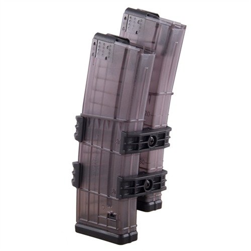 Der LANCER SYSTEMS AR-15/M16 L5 MAGAZINE COUPLER ermöglicht dir superschnelle Nachladevorgänge, indem er zwei Magazine sicher verbindet und eine sofortige Nachladung bietet.