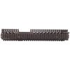 Der AR-15 RIS II Handguard aus Aluminium bietet eine stabile Montagemöglichkeit für Zubehör, ermöglicht das freie Schwingen des Laufs und ist mit dem M203 Granatwerfer kompatibel.