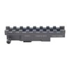 Mit der AK-47 Rear Sight Rail kannst du einfach ein taktisches Optik montieren, ohne das Gewehr zu modifizieren, und hast einen Backup-Iron Sight.