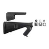 Der URBINO Tactical Shotgun Buttstock bietet durch seinen kurzen 12½" (31,7 cm) Längenmaß, verstellbaren Wangenauflage und Stoßdämpfung optimalen Komfort und Kontrolle.