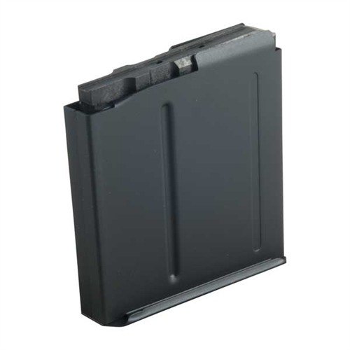Das LONG ACTION 5RD AICS MAGAZIN .338 LAPUA bietet eine robuste Bauweise, Teflon-Beschichtung für zuverlässiges Zuführen und ist mit AICS-kompatiblen Gewehren nutzbar.