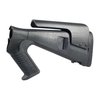 Der URBINO Tactical Shotgun Buttstock bietet Komfort und Manövrierfähigkeit mit Body Armor, plus eine verstellbare Wangenauflage und reduzierte Rückstoßwirkung.