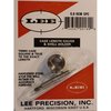 Mit dem LEE CASE LENGTH GAUGE kannst du präzise die Länge deiner Hülsen trimmen und den Hülsenmund anpassen – einfach in der Anwendung mit Cutter und Lock Stud.