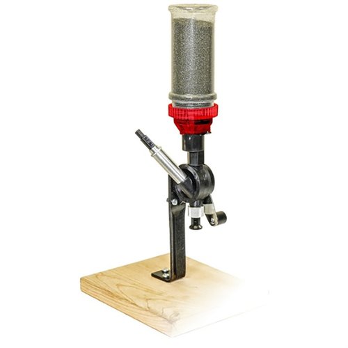 Der PERFECT POWDER MEASURE von LEE PRECISION ist ideal zum Wiederladen von Gewehr- und Pistolenpatronen, wirft von 2 bis über 100 grains und ist micrometerverstellbar.