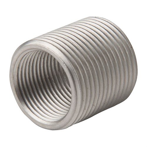 Der Schulterlose Thread Adapter 1/2-28 auf 5/8-24 aus rostfreiem Stahl ermöglicht eine präzise Ausrichtung und ein schlankes Design deiner Mündungsgeräte.