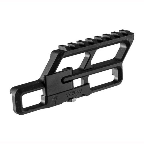 Das AK47/AKM Optic Mount System von RS Regulate ermöglicht eine individuelle Optikmontage, bleibt beim Zerlegen der Waffe montiert und behält die Nullstellung.