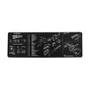 Die TEK MAT LONG GUN CLEANING MAT schützt den Finish deiner Waffe, hat ein detailliertes Diagramm und ist leicht zu reinigen - ideal für deine Werkstatt!