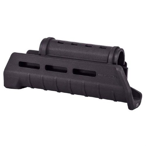 Das Magpul MOE AK Handguard bietet eine verbesserte Griffigkeit, integrierten Hitzeschild, M-LOK Montagemöglichkeiten und ersetzt die Gasrohrabdeckung für dein AK-Muster.