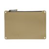 Die Magpul DAKA Pouch bietet mit ihrem robusten, wasserabweisenden Design und der praktischen Größe von 13"x9" perfekten Schutz und Ordnung für deine Ausrüstung.