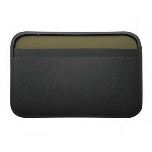 Entdecke das Magpul DAKA Essential Wallet: extrem langlebig, schlank, hält 3-7 Karten, mit rutschfester Textur und wasserdichtem Design – ideal für EDC und Reisen!