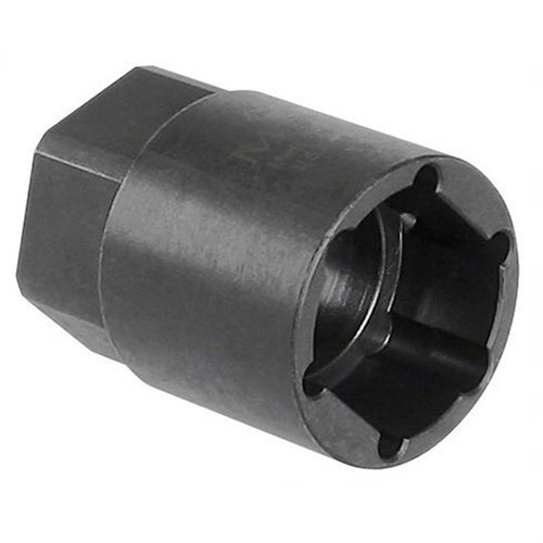 Der CZ Scorpion Pistol Barrel Nut Socket von Midwest Industries erleichtert den Handguard-Wechsel, ist aus Stahl mit schwarzer Oxidbeschichtung und passt auf einen 1" Schraubenschlüssel.