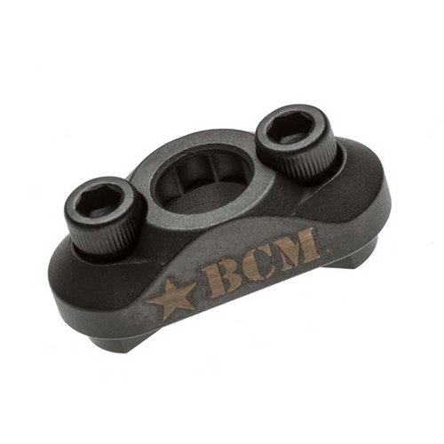 Der BCMGunfighter M-LOK QD Sling Mount bietet eine stabile, vorwärts gerichtete Befestigung für Pushbutton-Sling Swivels und passt perfekt auf M-LOK Handguards.