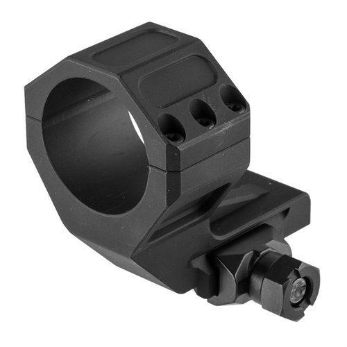 Die Geissele Super Precision Aimpoint Pro Series Optic Mount bietet eine stabile, einteilige Konstruktion aus 7075-T6 Aluminium, die mit 1.400 Pfund Druck sicher sitzt.