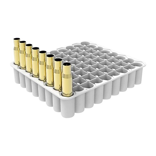 Der LOADING BLOCK von LEE PRECISION bietet Platz für 72 Fälle und 72 Reloading Dies, ist aus haltbarem HDPE und hat praktische Tragegriffe.