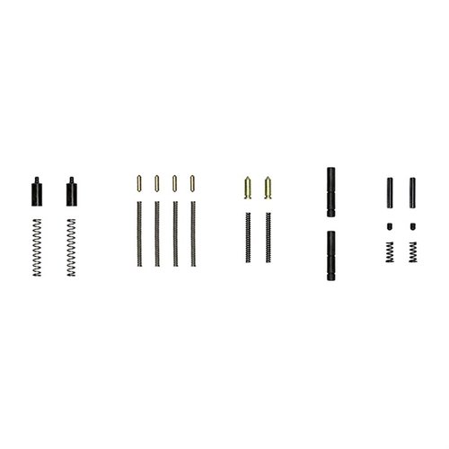 Mit dem Aero Precision Ooops Kit hast du alle häufig verlorenen Teile für deinen AR15, M4E1 oder M5 Bau zur Hand, um dein Projekt problemlos abzuschließen.