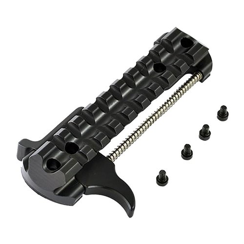 Der ADVANTAGE Charging Handle für Ruger™ 10/22™ ermöglicht dir beidhändiges Laden, passt auf Picatinny-Schienen und erfordert kein Gunsmithing.