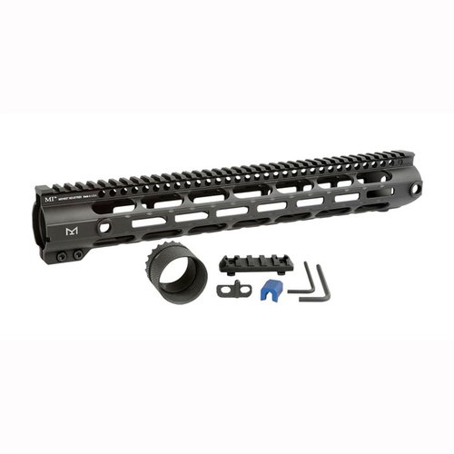 Die AR .308 Combat Rail Handguard von Midwest Industries bietet dir Vielseitigkeit, Langlebigkeit und eine coole Optik, perfekt für DPMS-kompatible Gewehre.