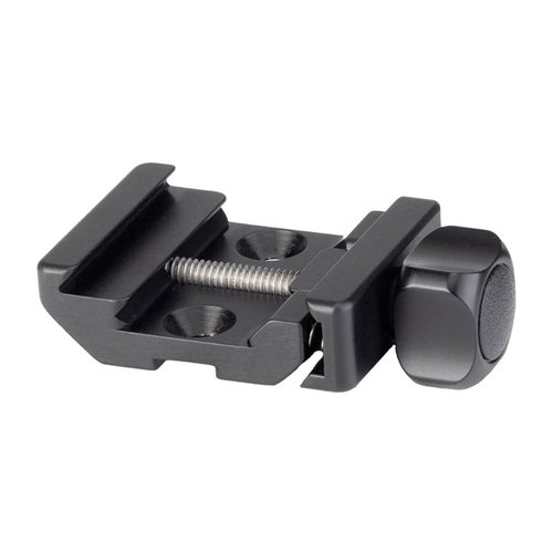 Die BTC-PRO 17-S Bipod Clamp von REALLY RIGHT STUFF ermöglicht dir eine sichere Montage an Picatinny-Schienen und ist mit A.R.M.S. 17S kompatiblen Bipods nutzbar.