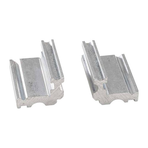 Die AR-15/M16 Barrel Vise Jaws von LUTH-AR bieten sicheren Halt ohne Beschädigung, sind aus robustem Aluminium gefertigt und passen für Standard- oder Heavy-Barrels.