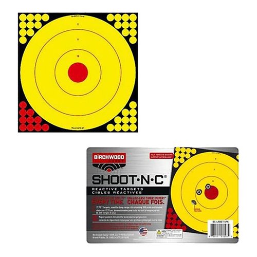 Die LONG RANGE SHOOT-N-C BULLSEYE TARGET sind 17,75'' x 17,75'' groß, mit klebender Rückseite und gut sichtbaren schwarzen Spritzern für präzises Schießen.