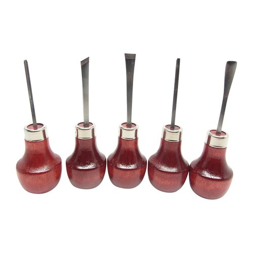 Entdecke das 5-teilige U.J. Ramelson Palm Woodcarving Tool Set für präzises Schnitzen. Hochwertiger Werkzeugstahl und ergonomische Holzgriffe für beste Ergebnisse.