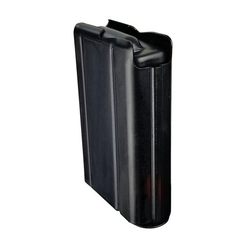 Das PRO MAG M1 Carbine Magazin fasst 5 Schuss, besteht aus hitzebehandeltem Kohlenstoffstahl mit schwarzer Oxidbeschichtung und ist ideal für deine .30 Carbine.