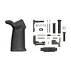Das AR-15 MOE Lower Parts Kit von Aero Precision bietet alles, was du zum Zusammenbauen eines AR15 Gen 2 Lower Receivers benötigst, inklusive Magpul MOE Grip und Trigger Guard.