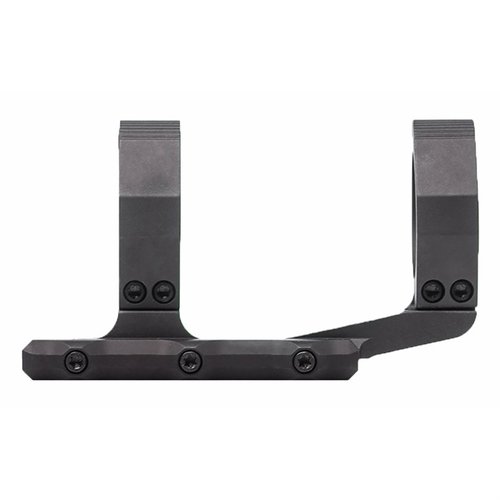 Die Ultralight 34mm Extended Scope Mount bietet ein leichtes Design, verbesserten Augenabstand und hervorragenden Rückstoßschutz für AR-Receiver.