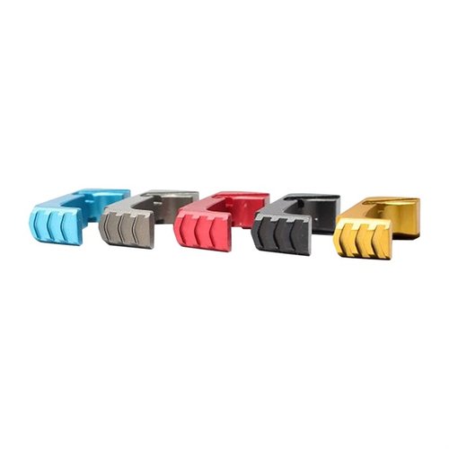 Der TYRANT CNC GLOCK® 43X/48 Extended Magazine Release aus Aluminium bietet verbesserte Ergonomie, schnelle Mag-Wechsel und einfache Installation ohne Werkzeuge.