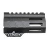 Die WORKHORSE® M-LOK® Handguards sind leicht, schlank und bieten vielseitige Montagemöglichkeiten, während sie das Gewicht reduzieren und in verschiedenen Längen erhältlich sind.