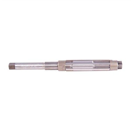 Der ANGLE BLADE EXPANDING CHOKE REAMER "E" bietet saubere, kontrollierte Schnitte und ist vollständig einstellbar für 10 und 12 Gauge. Ideal für professionelle Choke-Anpassungen.