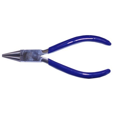 Die GERMAN MADE SPECIAL GUNSMITHING PLIERS bieten dank der starken Boxkonstruktion maximale Präzision und Haltbarkeit für alle deine Gunsmithing-Projekte.