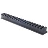 Baue eine individuelle Basis aus 7075-T6 Aluminium oder 4140 Stahl. Vorgefertigte Slots erleichtern die Montage und passen auf jede Picatinny-Schiene.