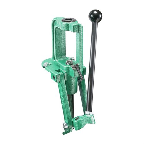 Die Rock Chucker Supreme bietet einfache Bedienung, einen ambidextrösen Griff, eine große 4,25" Ladeöffnung und robuste Gusseisenkonstruktion für präzises Reloading.