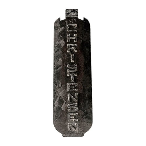 Die FFT Short Action Floor Plate von Christensen Arms ist leicht, robust und passt perfekt zu deinen Short Action Remington 700 Stocks für ein stilvolles Upgrade.