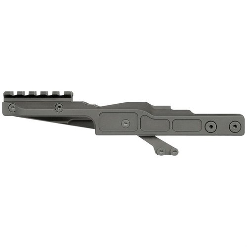 Die AK Alpha Series Railed Dot Mount bietet eine extrem stabile Montage für Picatinny-Optiken, hält die Null und ermöglicht die Nutzung der Werkseitigen Visierung.