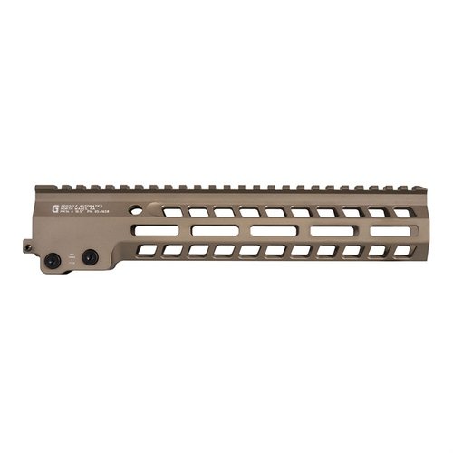 Der Geissele MK14 Super Modular Rail Handguard bietet ein schlankes Profil, zahlreiche M-LOK-Befestigungsmöglichkeiten und eine stabile, freischwebende Montage.