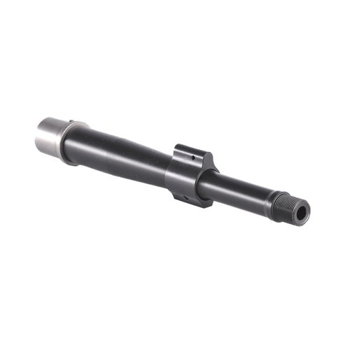 Die AR-15 Performance Series 300 Blackout Läufe sind aus 4150 Chrome Moly Vanadium Stahl gefertigt, mit QPQ-Beschichtung und Nickel Boron M4 Feed Ramp.