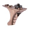 Die HAND RETENTION DEVICE HANDSTOP von JMAC CUSTOMS ist kompakt, leicht, umkehrbar und M-Lok kompatibel – perfekt für deine Ausrüstung!