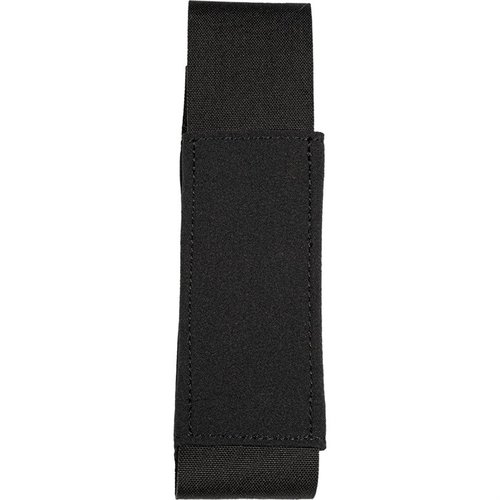Die Tourniquet Pouch von Grey Ghost Gear hält einen CAT-Tourniquet sicher, verfügt über elastische Seiten und einen verstellbaren Deckel mit rotem Sichttab.