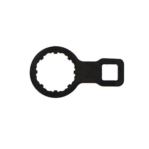 Der SOLUS Barrel Nut Wrench aus 4140 Stahl ist ein unverzichtbares Werkzeug, um non-shouldered Barrels sicher zu torquieren oder zu entfernen. Länge: 3".