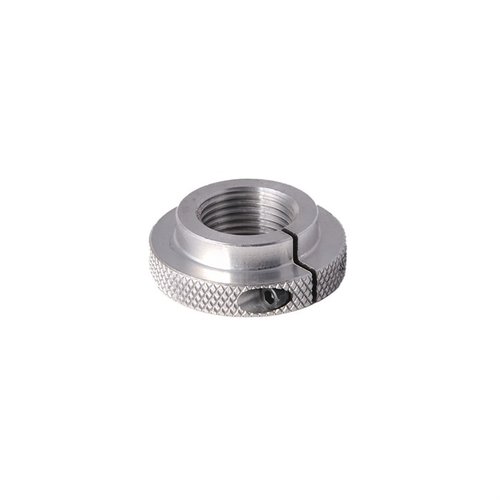 Die CO-AX XL Adapter Lock Rings von Forster bieten eine einfache Verbindung für deine Co-Ax XL Presse mit 1-1/4"-7/8" Gewinde, erhältlich einzeln oder im 6er-Pack.