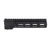 Die SXT M-LOK Handguards bieten ein leichtes, freischwebendes Design, eine 7-seitige M-LOK®-Befestigung und einen integrierten QD-Sling-Punkt für einfache Montage.